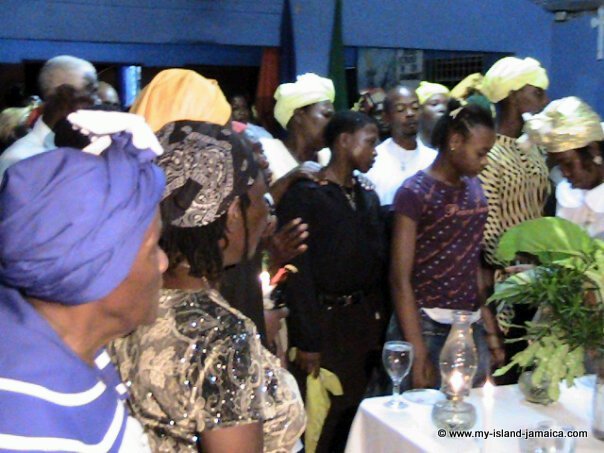 revivalism_in_jamaica_congregation_ceremony