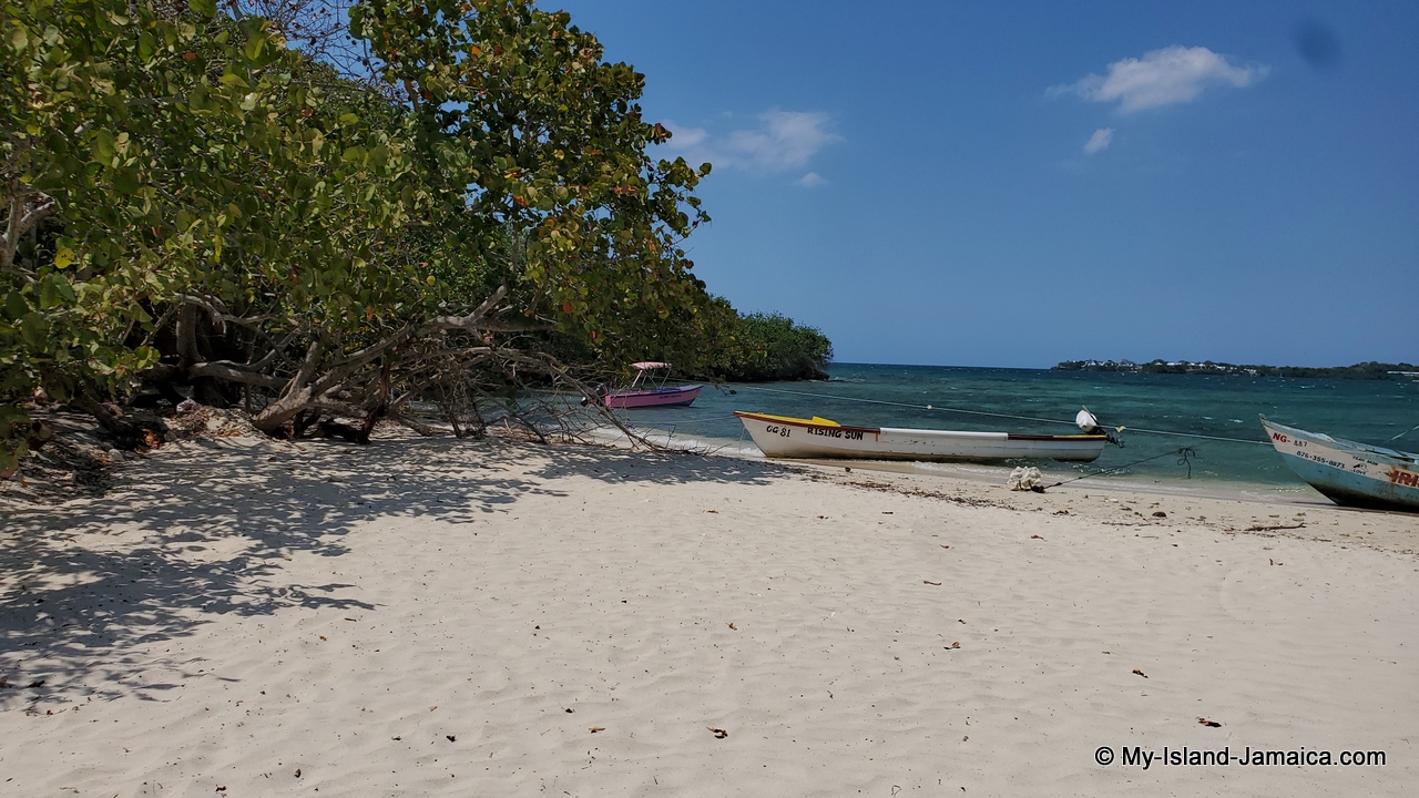 booby_cay_private_island
