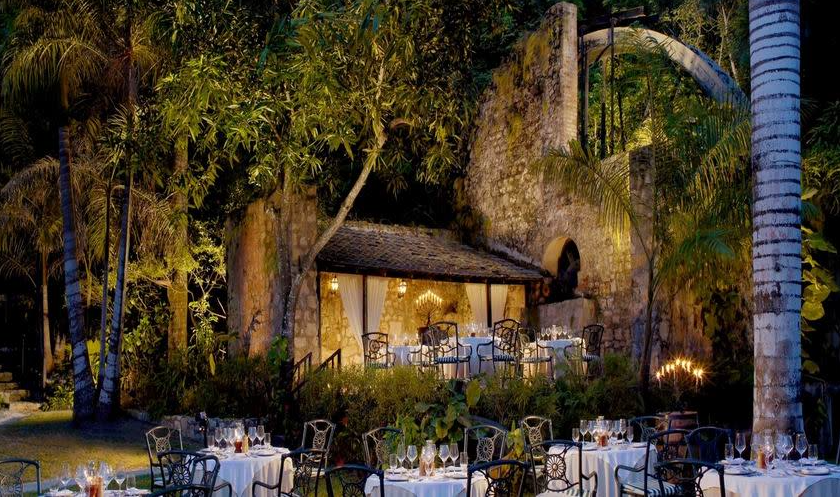 fine_dining_restaurants_in_jamaica_sugar_mill_plantation_half_moon.PNG