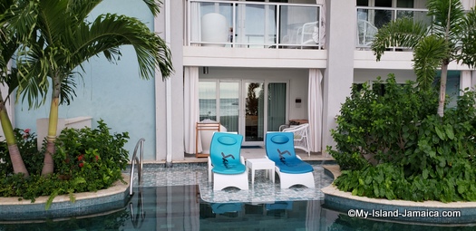 Sandals_MontegoBay_swim_up_pool2
