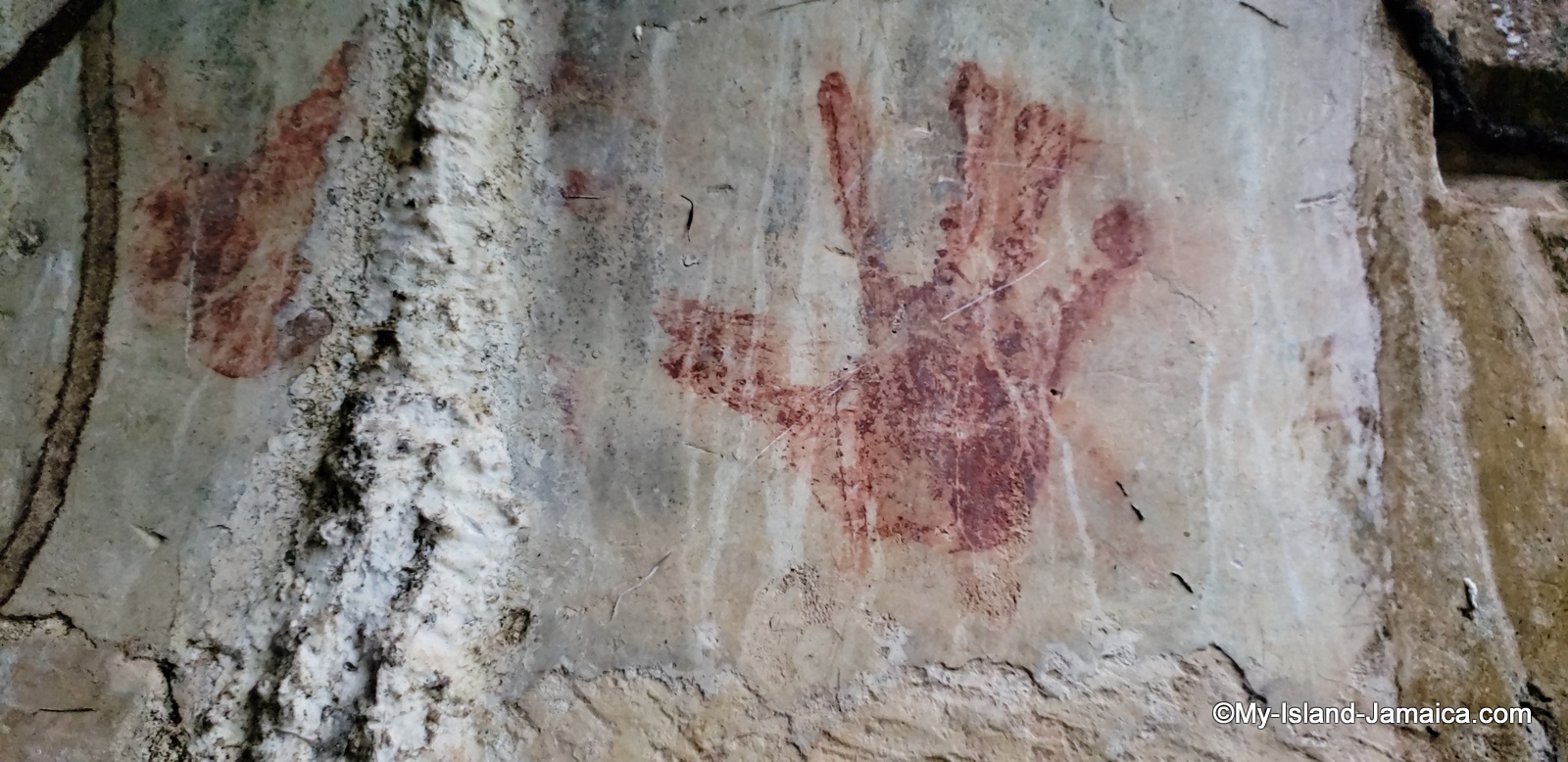 abingdon_great_house_hand_on_cut_stone_windmill