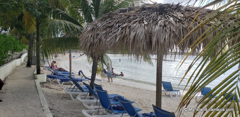 beach_at_grand_palladium_hotel_jamaica