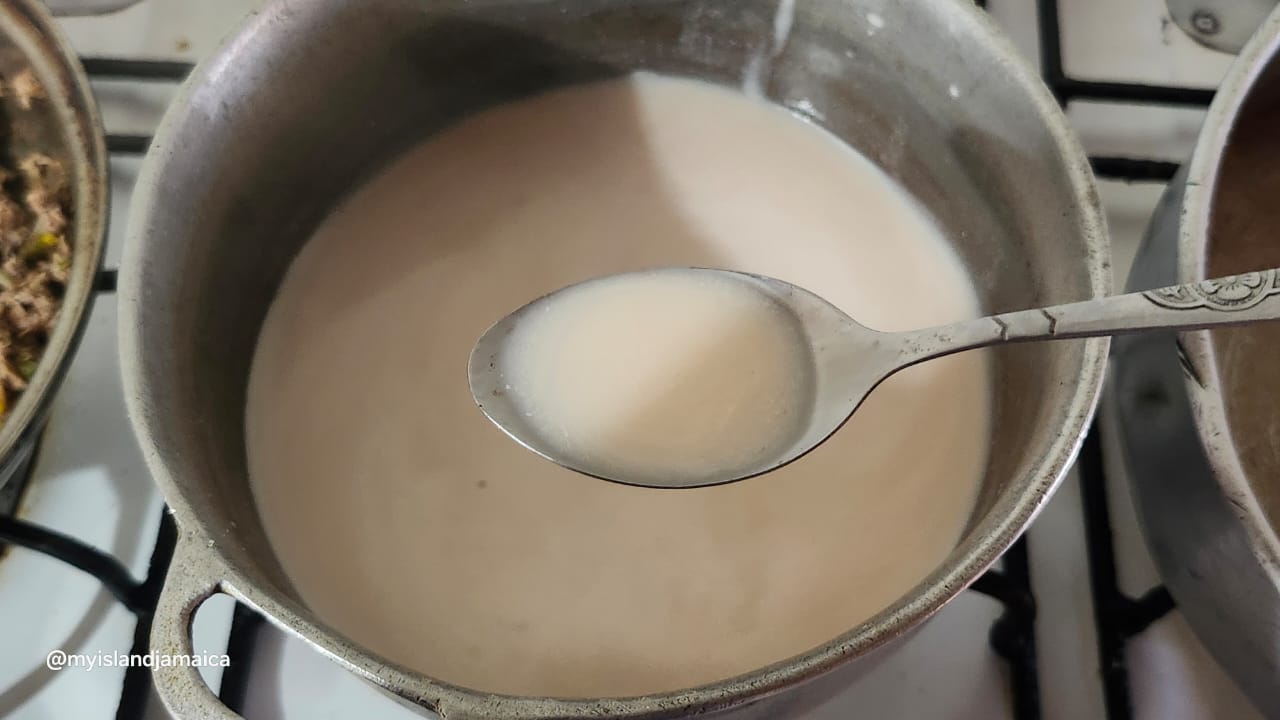 boiling_jamaican_chaney_root_tea.