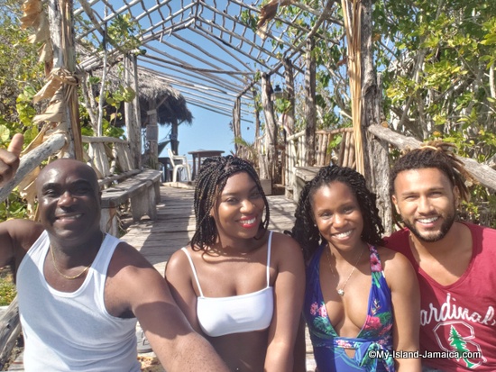 calico_jacks_pirate_shack_negril_amber_edwardo_wellesley_and_friend