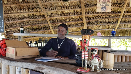 calico_jacks_pirate_shack_negril_livingston_bartender