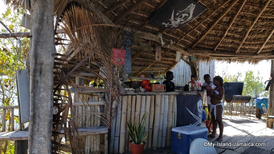 calico_jacks_pirate_shack_negril_the_bar
