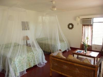 Catcha Falling Star Gardens - Bedroom2