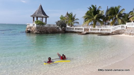 beach in montego bay