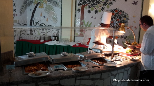cheap_hotels_in_montego_bay__sea_gardens_resort_buffet_food