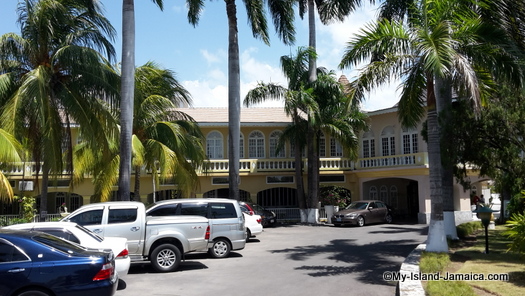 cheap_hotels_in_montego_bay_sea_gardens_resort_colonial_charm