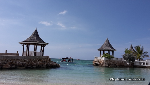 cheap_hotels_in_montego_bay_sea_gardens_resort_private_beach