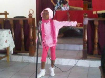 Karena Gayle reciting Christmas dung a Yaad