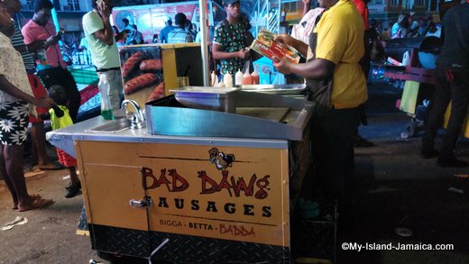 christmas_tree_lighting_vendor_selling_sausages