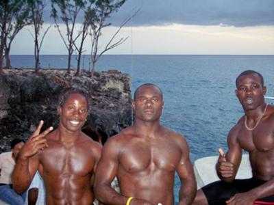 Cliff Jumpers in Negril, Jamaica 