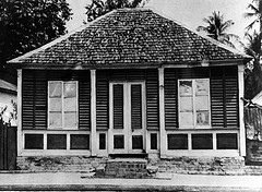 colonial history of jamaica - small house