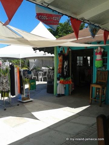 conrwall beach gift shop