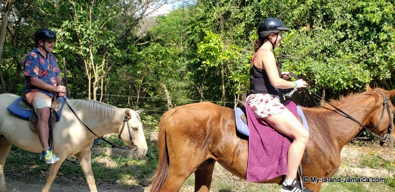 dan_and_samantha_horseback_riding