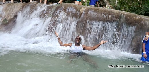 dunns_river_falls_entrance_fee