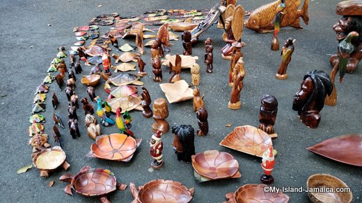 dunns_river_falls_souvenirs_art