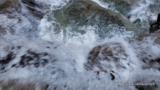 dunns_river_falls_water_flow