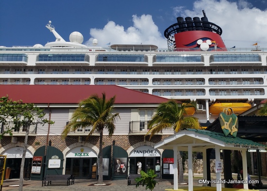 falmouth_jamaica_port_ship_in_dock