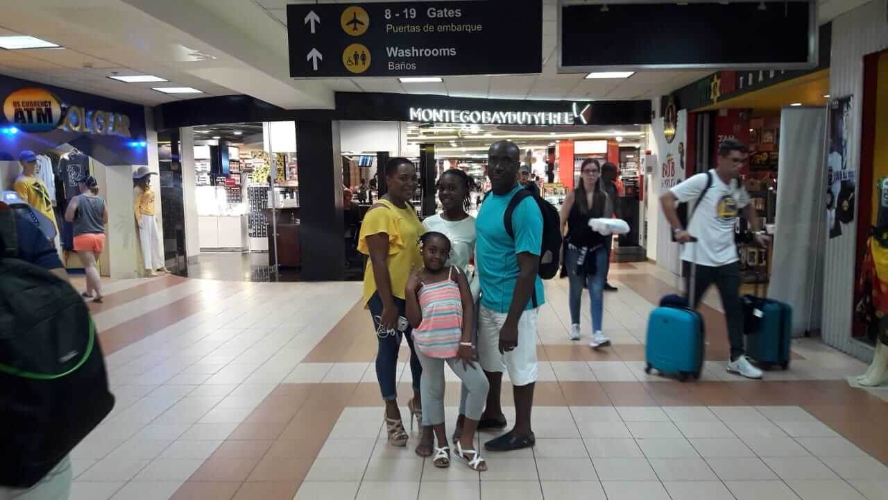 wellesley and family at airport