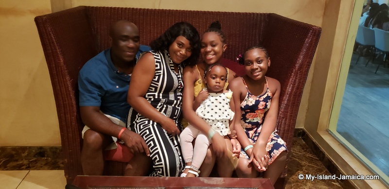 grand_palladium_hotel_gayle_family_10_anniversary