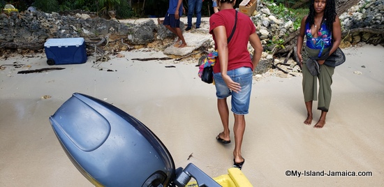 half_moon_bay_beach_leaving_edwardo_and_amber