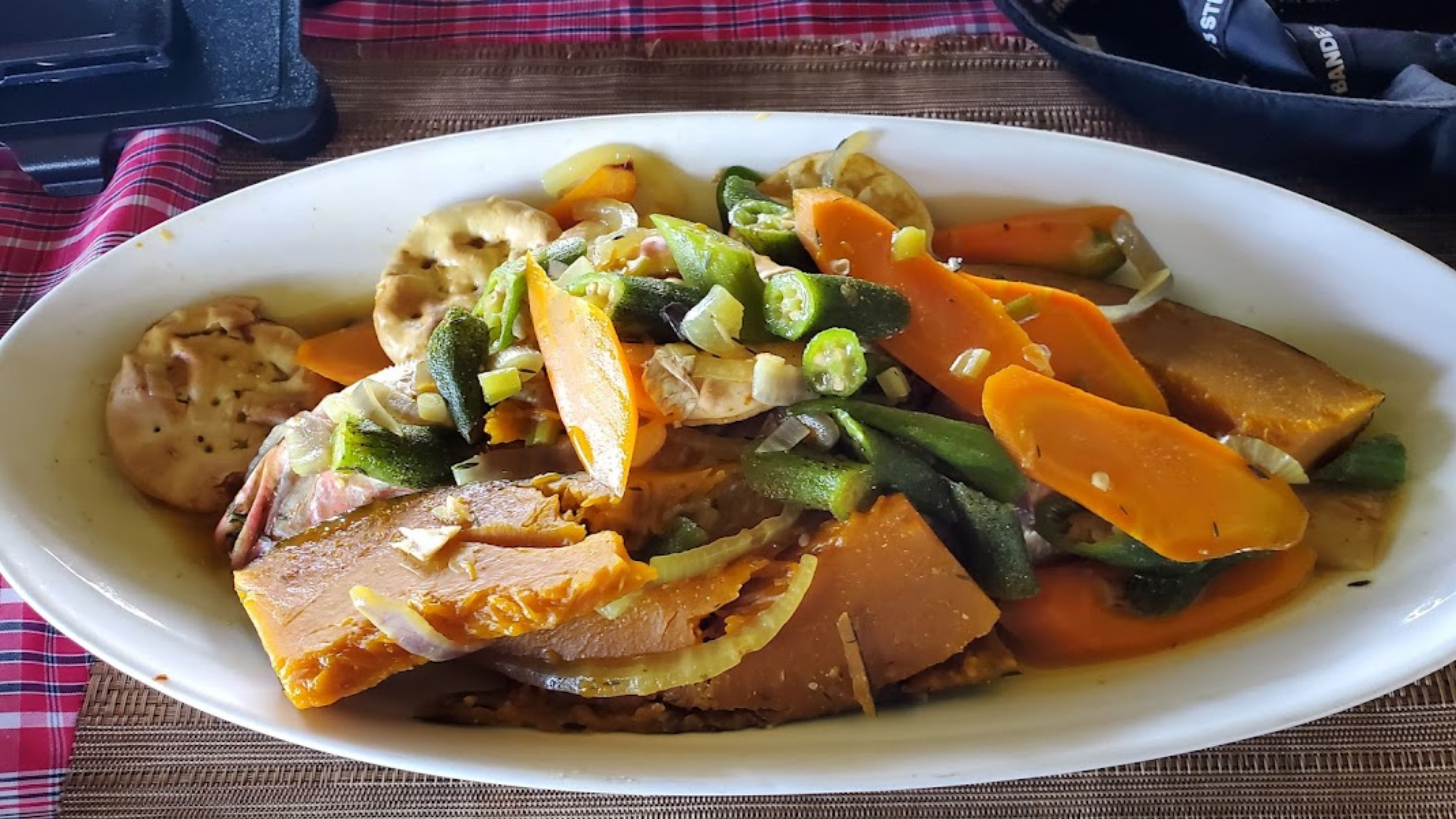 healthy_street_food_in_jamaica