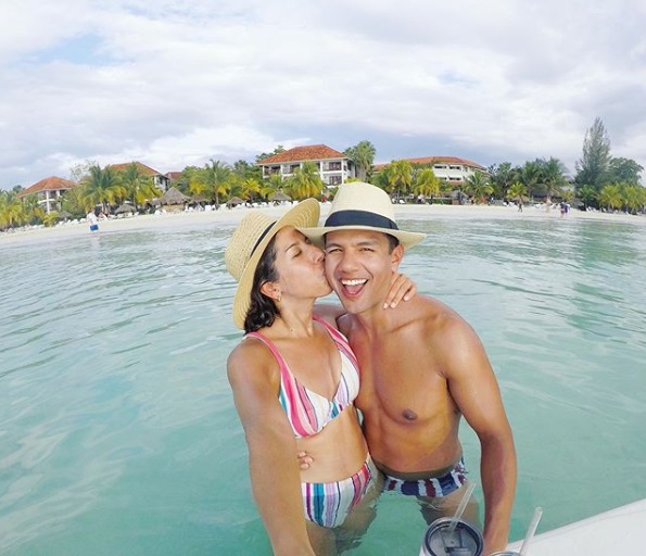 history_of_negril_couples_in_water_ig_daysbydayna