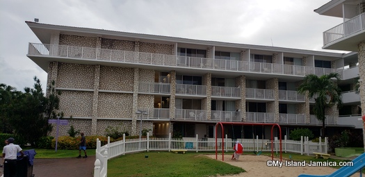 holiday_inn_resort_montego_bay_property