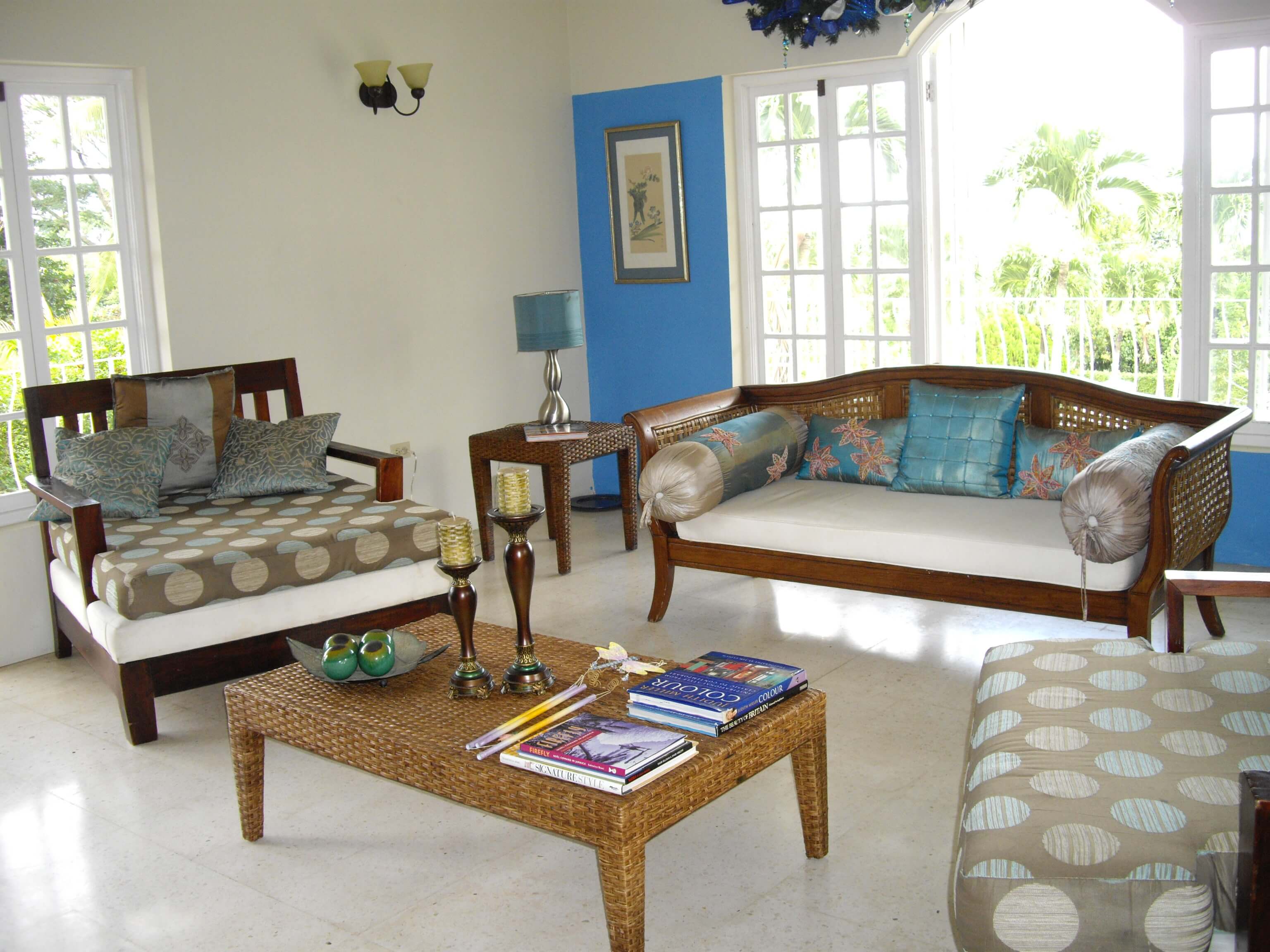 home_for_sale_in_st_ann_living_room-bridgette walpole
