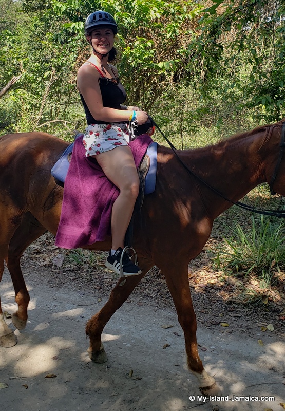 horseback_riding_tours_samantha_and_dan