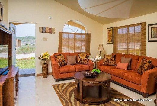 house_for_sale_in_jamaica_living_room