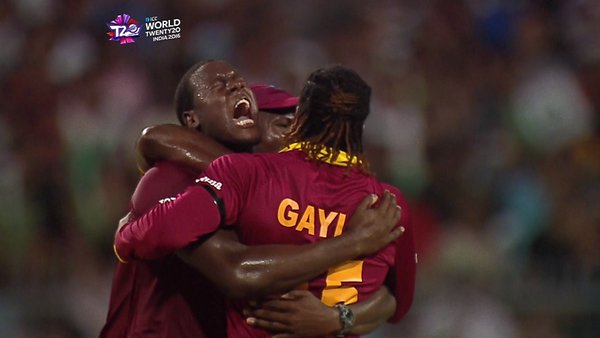 Carlos Brathwaite and Gayle celebrates west Indies t20 2016 ICC win