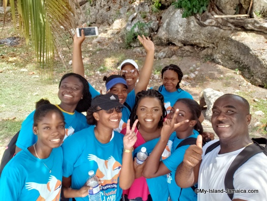 international_coastal_cleanup_day_jamaica_mobay_community_college