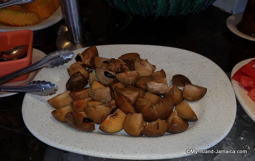 jamaica_vacation_wellesley_anniversary_2018_nasberry_fruit