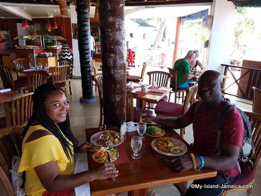jamaica_vacation_wellesley_anniversary_2018_wellesley_and_omeil_eating_lunch_hotel