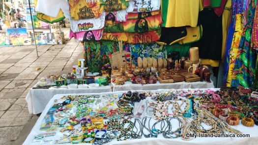 jamaican_craft_market_jewelry