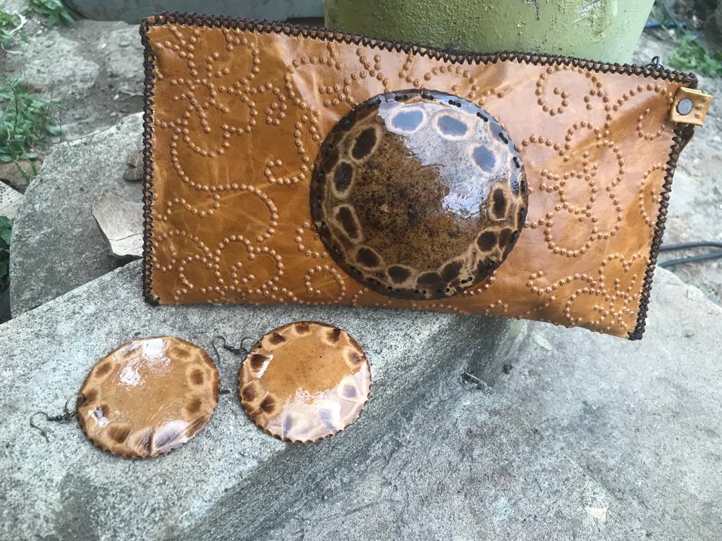 jamaican_leather_clutch_iela