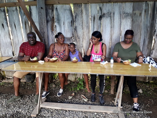 jamaican_maroon_charlestown_lunch_in_asafu_yard