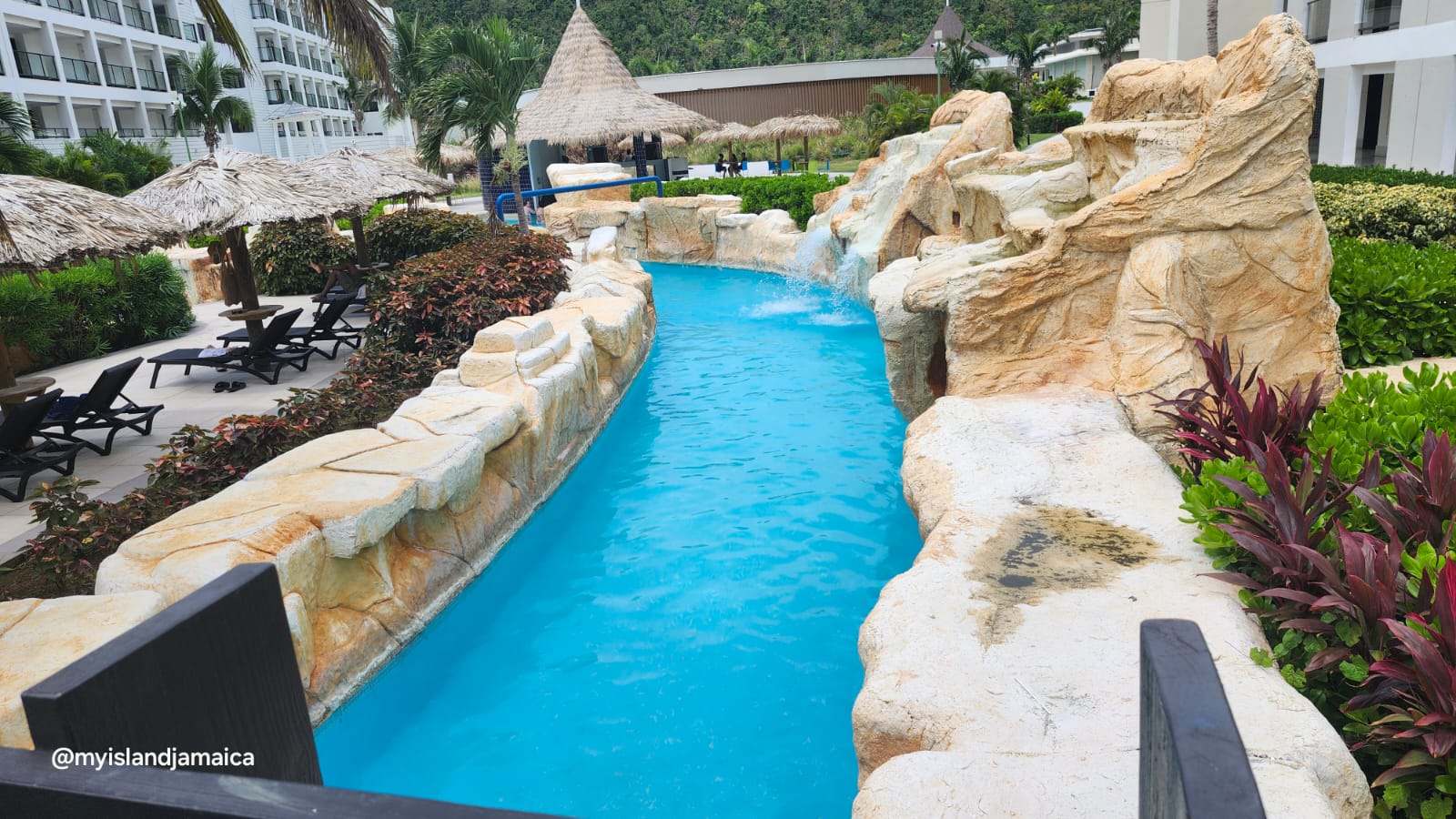 lazy-river-at-ocean-coral-spring-jamaica