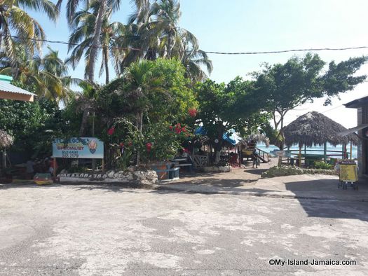little_ochie_jamaica_entrance