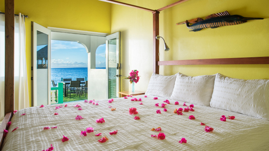 luna_sea_inn_wedding_honeymoon_c2