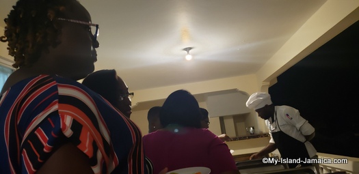 mannings_reunion _food_serving