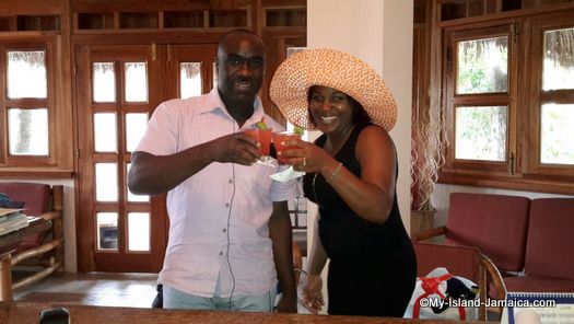 negril_jamaica_resorts_the_spa_retreat_hotel_complimentary_drink