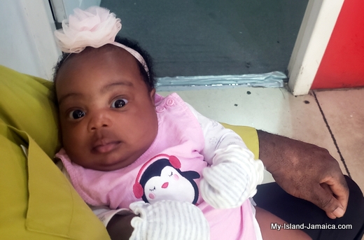 nylah_amira_gayle_1month_old_with_daddy_wellesley_gayle_jamaican_father_and_baby_4
