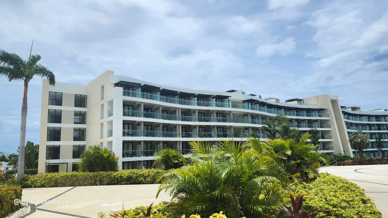 ocean_coral_spring_jamaic_view