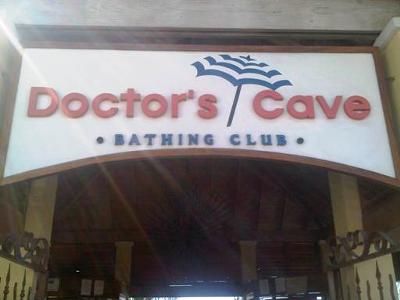 The Doctor's Cave Beach in Montego Bay