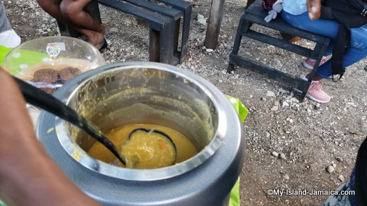 rastafari_indigenous_village_vegetarian_soup